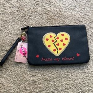 BETSEY JOHNSON ☆ Pizza My Heart Wristlet